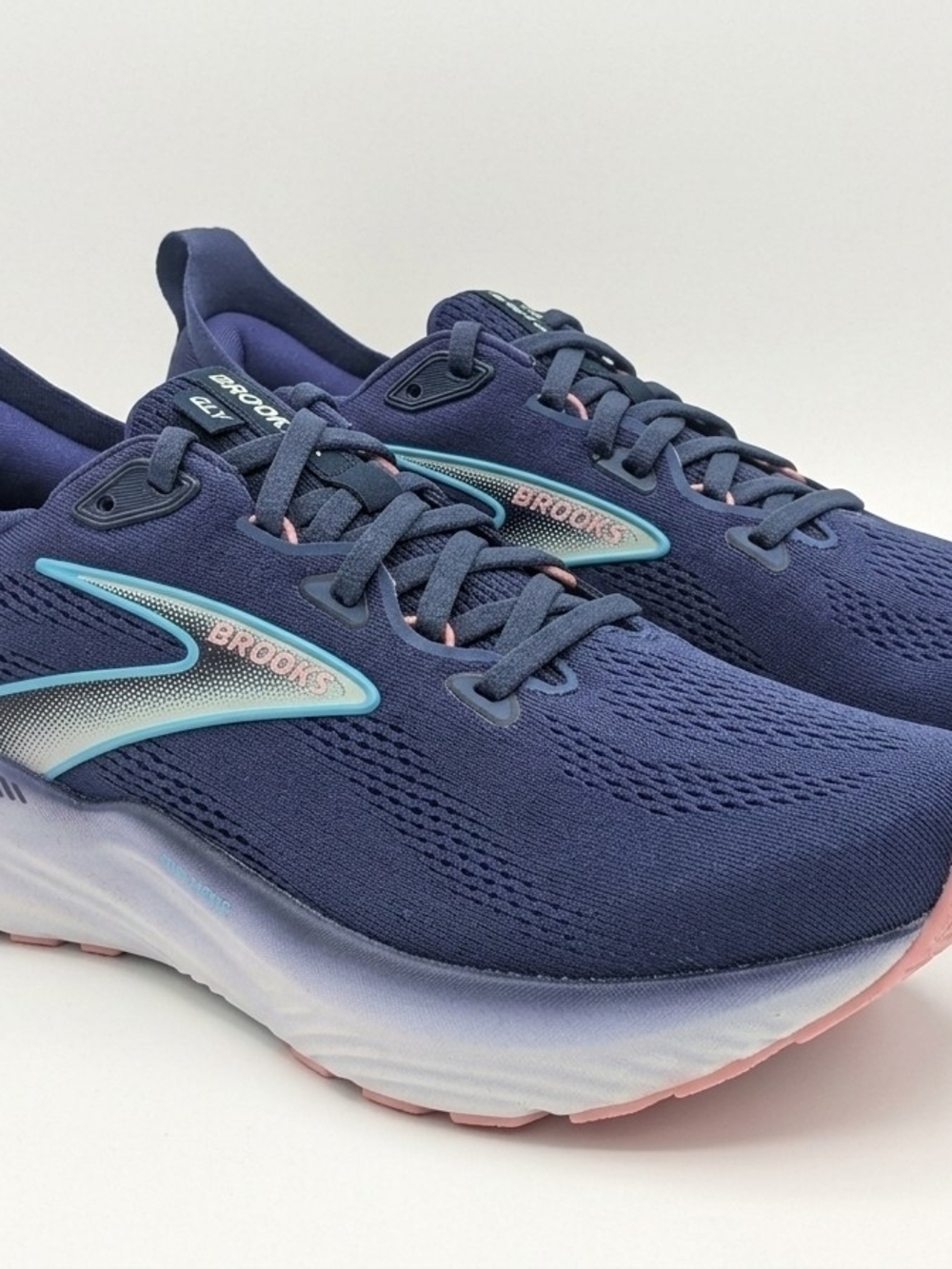 Brooks Women’s Glycerin GTS 22 Navy Running Shoes (Size 10 Extra Wide)